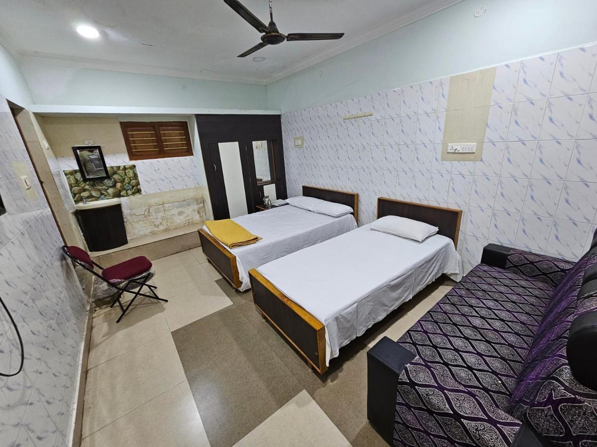 Arunachala Guest House Vriddhachalam Extérieur photo